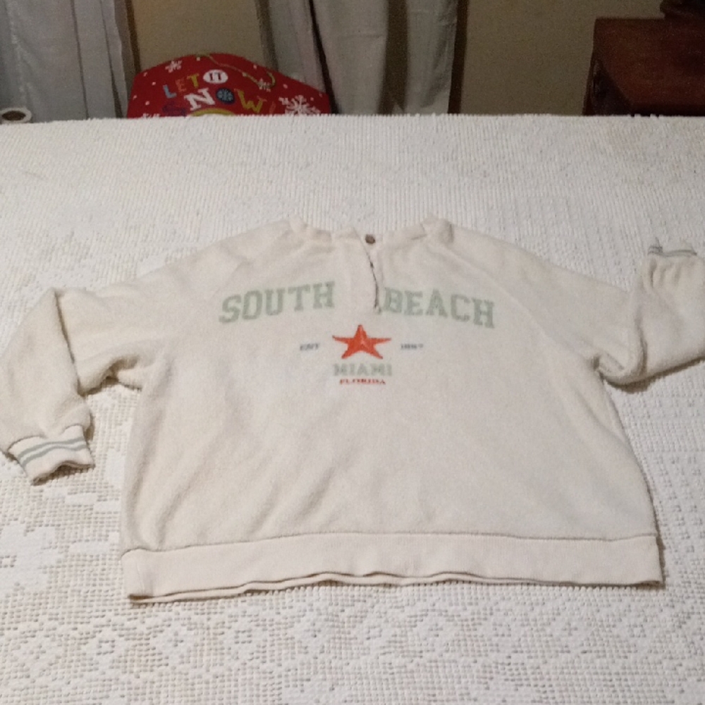 Coastal 33 South Beach Henley Sweater Sz.S/M